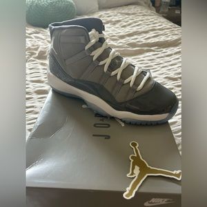 Cool Grey Jordan 11 Youth 6.5